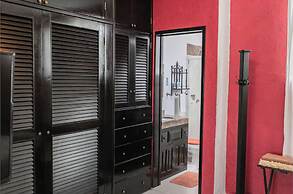 Studios walking distance to the beach