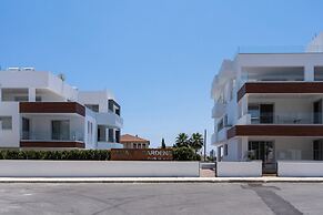 Harmonia 2-BR Apt W Pool in Livadia