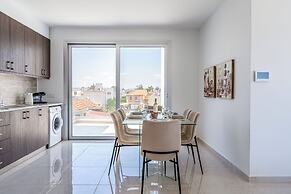 Harmonia 2-BR Apt W Pool in Livadia
