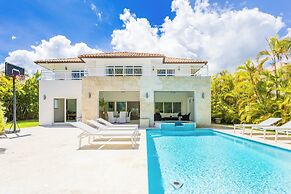 Buganvilla 252 - Cozy 4BR Pool Villa
