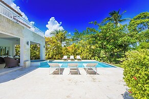 Buganvilla 252 - Cozy 4BR Pool Villa