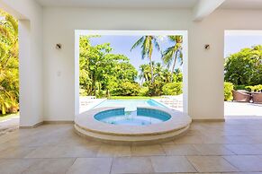 Buganvilla 252 - Cozy 4BR Pool Villa