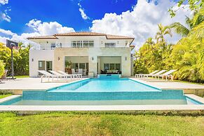 Buganvilla 252 - Cozy 4BR Pool Villa