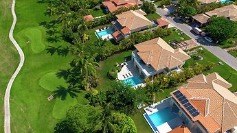 Buganvilla 252 - Cozy 4BR Pool Villa