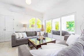 Buganvilla 252 - Cozy 4BR Pool Villa
