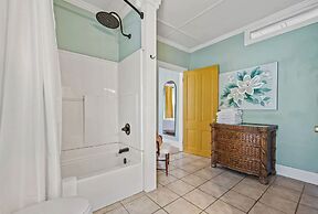 The Old Carrabelle Hotel