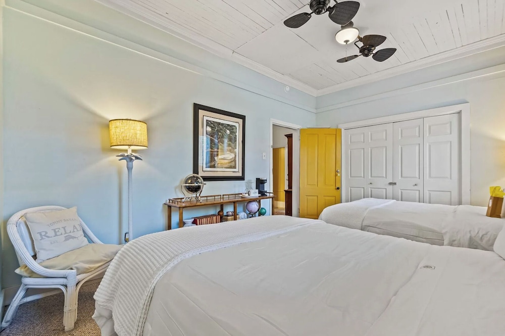 The Old Carrabelle Hotel