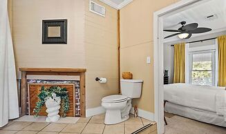 The Old Carrabelle Hotel