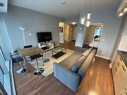 York Street Suites Toronto