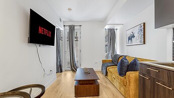 Jarvis District Suites