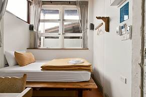 VELAWARIN HOTEL