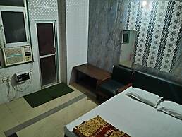 Hotel Yash Palace Kanpur