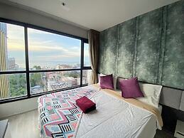 Sea View 2 Bed Room Unit Central Pattaya
