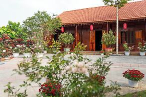 Lá Retreat