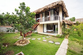 Lá Retreat
