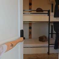 Auberge Petit Hotel