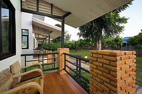 Chiang Mai Garden Bungalows