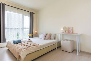 2BR 7 Mins Walk to BTS Bill Included