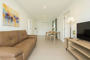 2BR 7 Mins Walk to BTS Bill Included