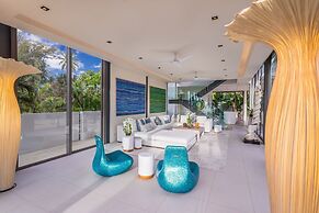 Villa Aqua