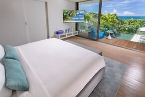 Villa Aqua