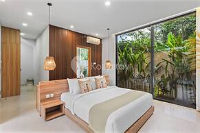Santari Villa by Kozystay - Canggu