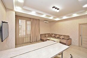 Apartment by Luxe Group TT113