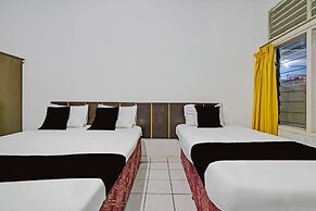 OYO 94802 Hotel Prima