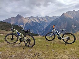 Apart Tuxertal