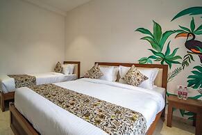 MAYA'S MANOR - A Luxury Lake View Boutique Hotel