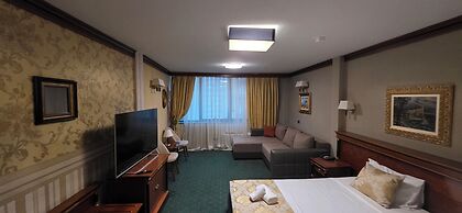 ELSA HOTEL