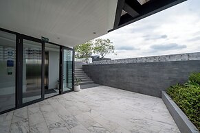 Bluphere residence by Prop Hopper