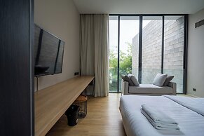 Oceanphere Villa by Prop Hopper