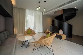 Oceanphere Villa by Prop Hopper