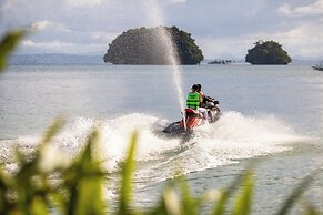 Alima ARQ Beach Resort