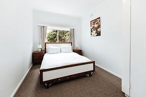 The Waratah Escape Nowra