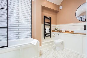 Weaver Suite
