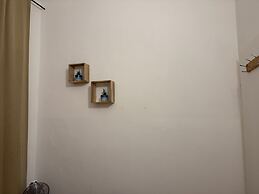 Comfy 2BR Apt Westbahnhof Area
