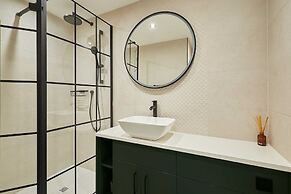 Host Stay Holmfirth Hideaway