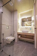 Carom Hotel Manali