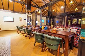Carom Hotel Manali