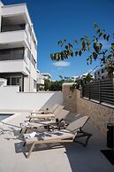 Relax apartment with private pool I
