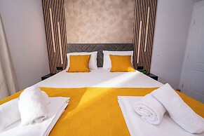 Relax apartment with private pool I
