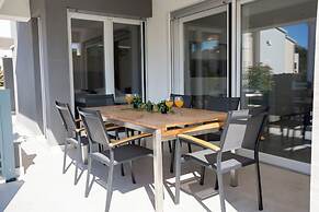 Relax apartment with private pool I