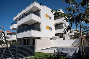 Relax apartment with private pool I