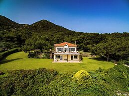 Villa Lauriet Kratigos - Private Escape With Views