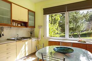 Villa Lauriet Kratigos - Private Escape With Views