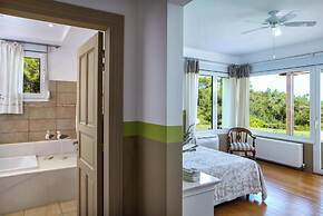 Villa Lauriet Kratigos - Private Escape With Views