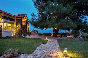 Villa Lauriet Kratigos - Private Escape With Views