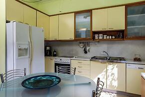 Villa Lauriet Kratigos - Private Escape With Views